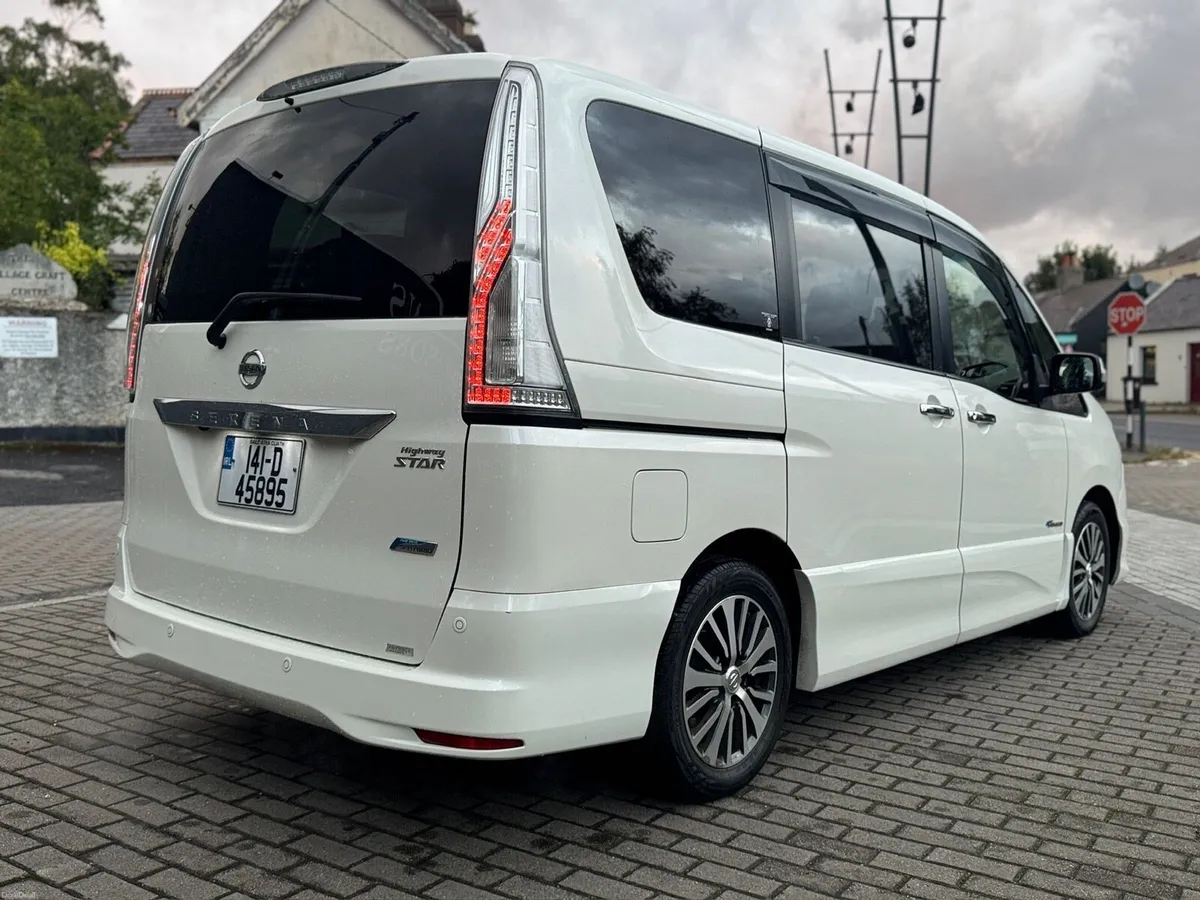 Nissan serana - Image 3