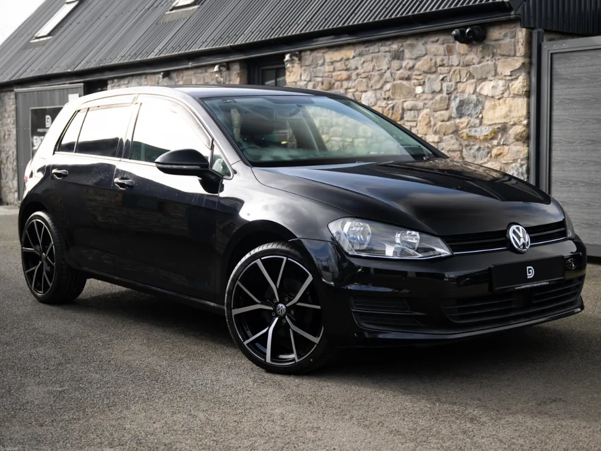 2014 VOLKSWAGEN GOLF TSI TRENDLINE BLUEMOTION AUTO - Image 3