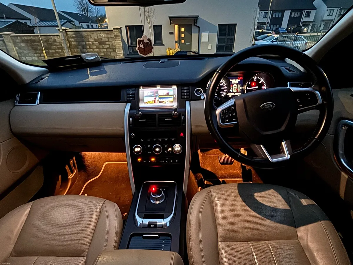 Discovery Sport 2016,7 Seater, New Timing Chain - Image 4