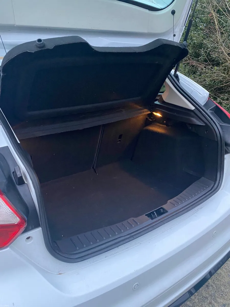 Ford Focus 2013 - Image 3