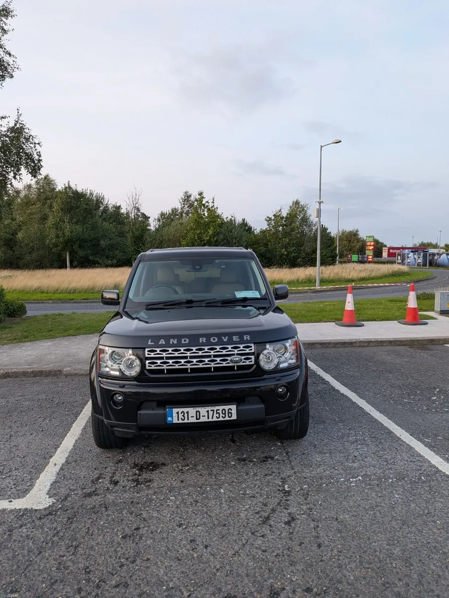 Land Rover Crew Cab Enthusiasts or Mechanics - Image 1