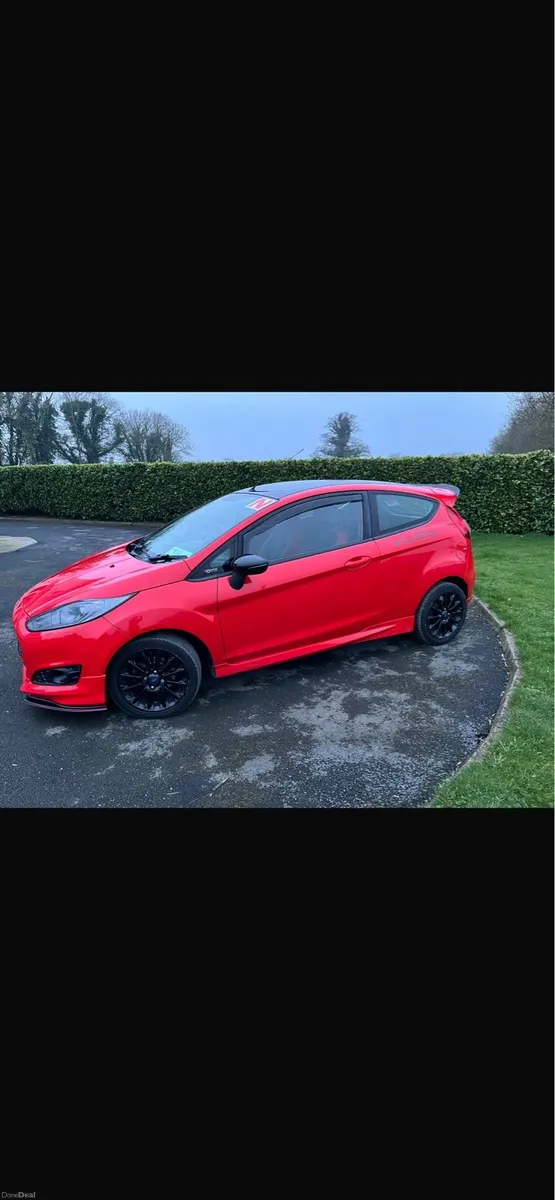 Ford Fiesta Red Edition - Image 2