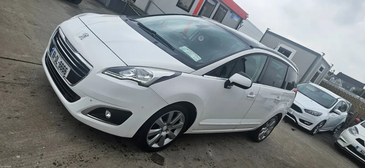 Peugeot 5008 allure 2.0 hdi 150 7seater - Image 4
