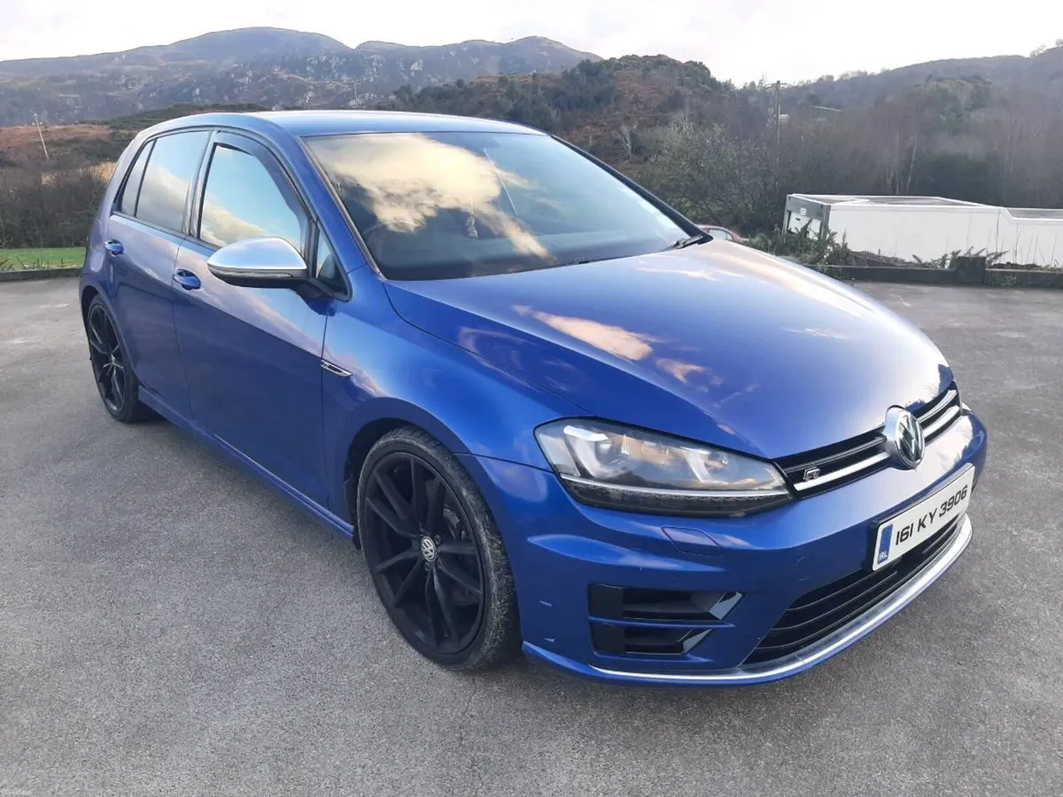 Volkswagen Golf R - Image 2