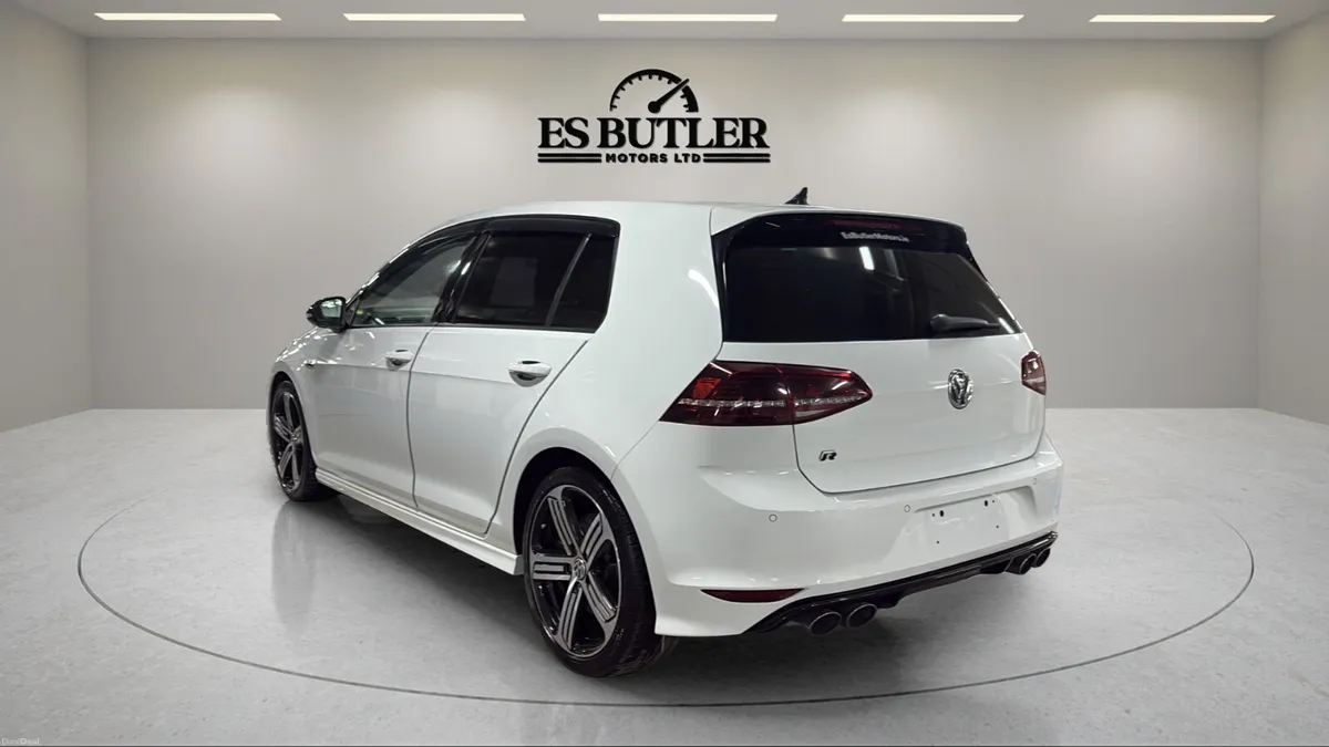 2014 VW Golf R 2.0TSI 300BHP 4MOTION DSG /LOW KMS - Image 3