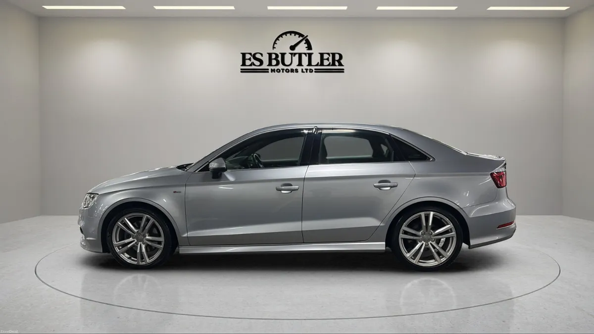 2015 Audi A3 Saloon 1.8TFSI AUTO / QUATRO SLINE - Image 2