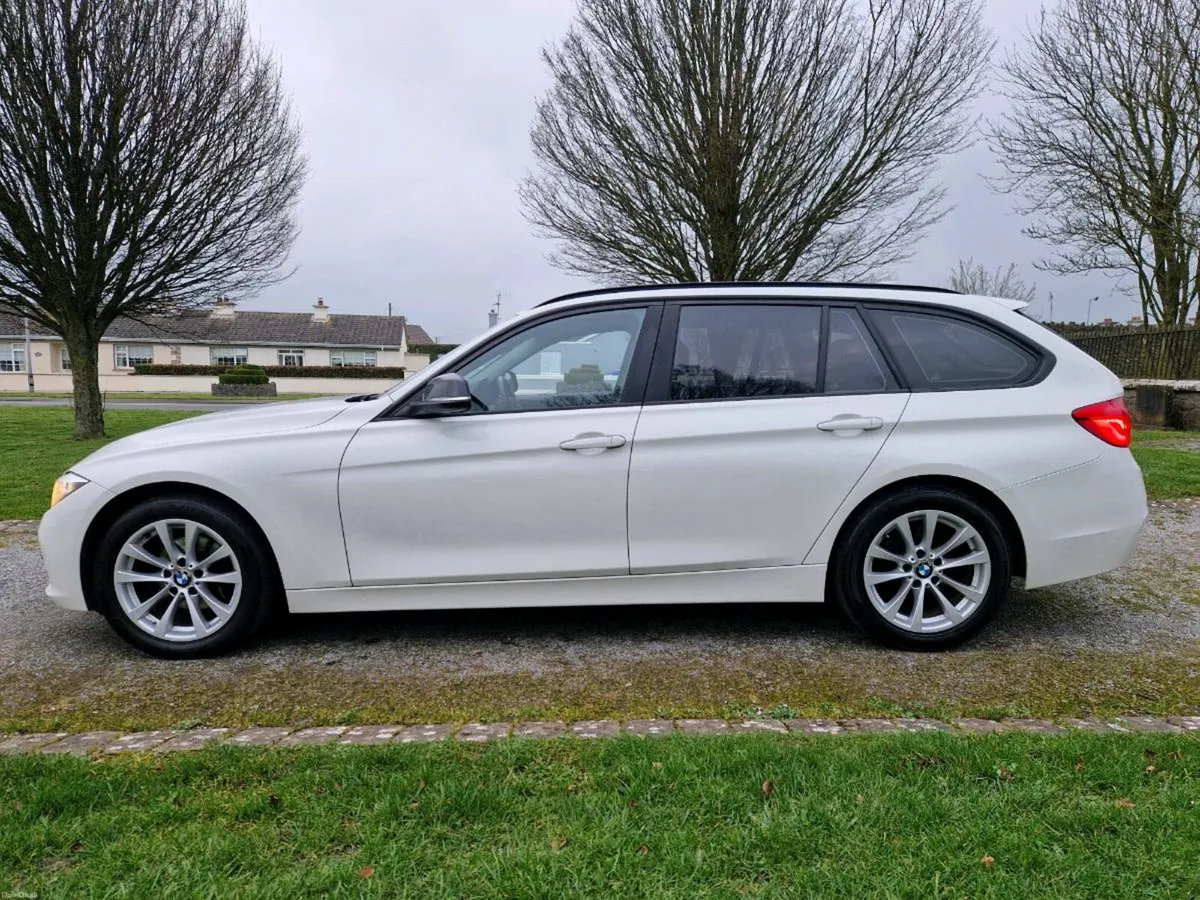 171 Bmw 318D Touring Se Sport Auto ** - Image 3