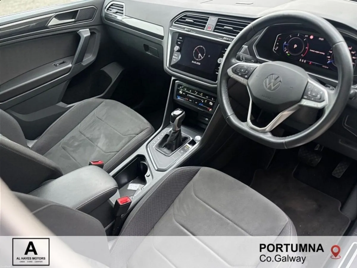 Volkswagen Tiguan AUTOMATIC ELEGANCE 2.0 TDI 150HP - Image 2