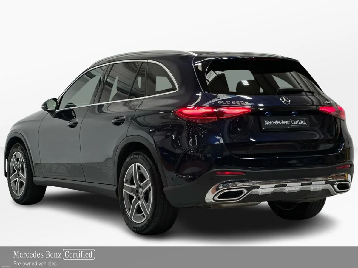 Mercedes-Benz GLC GLC220 D 4Matic AMG Line + - Image 4