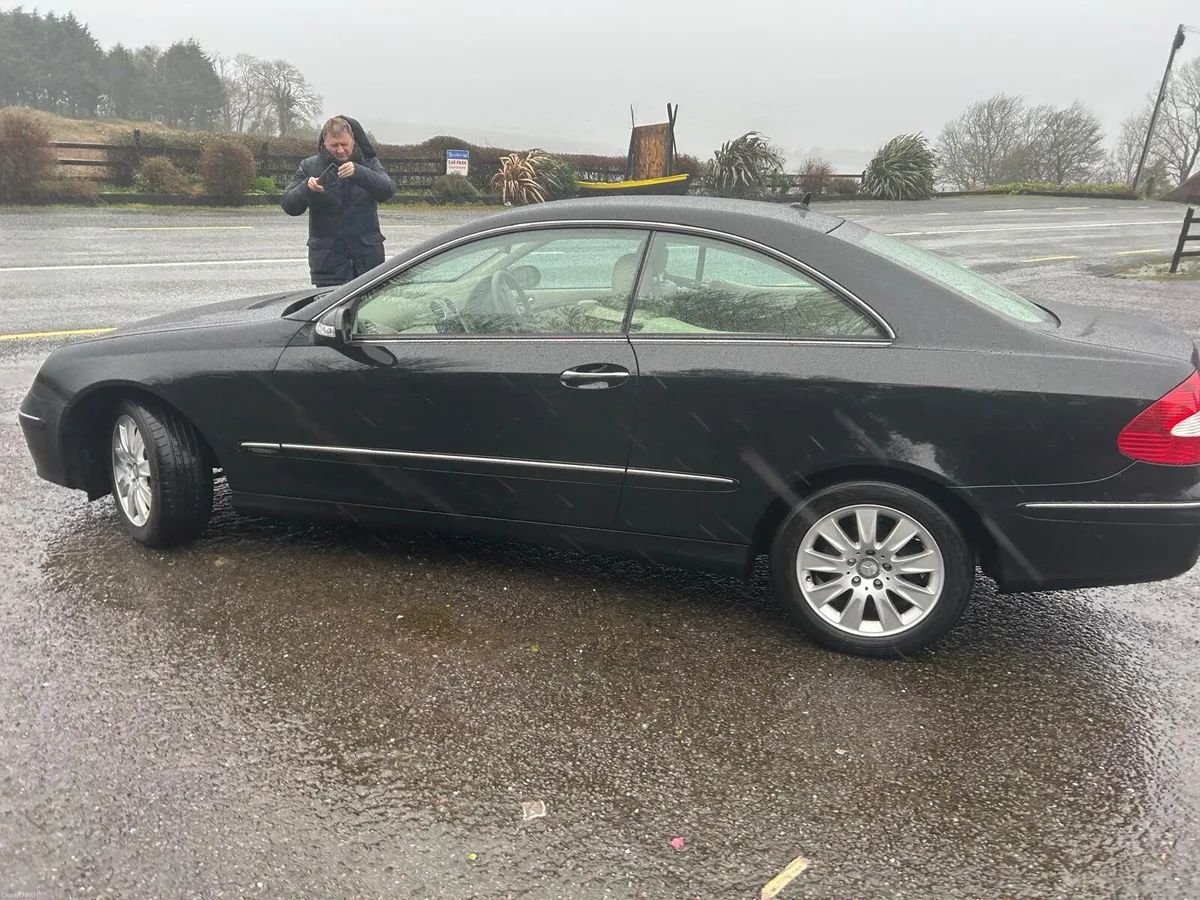 Mercedes Benz - Image 2