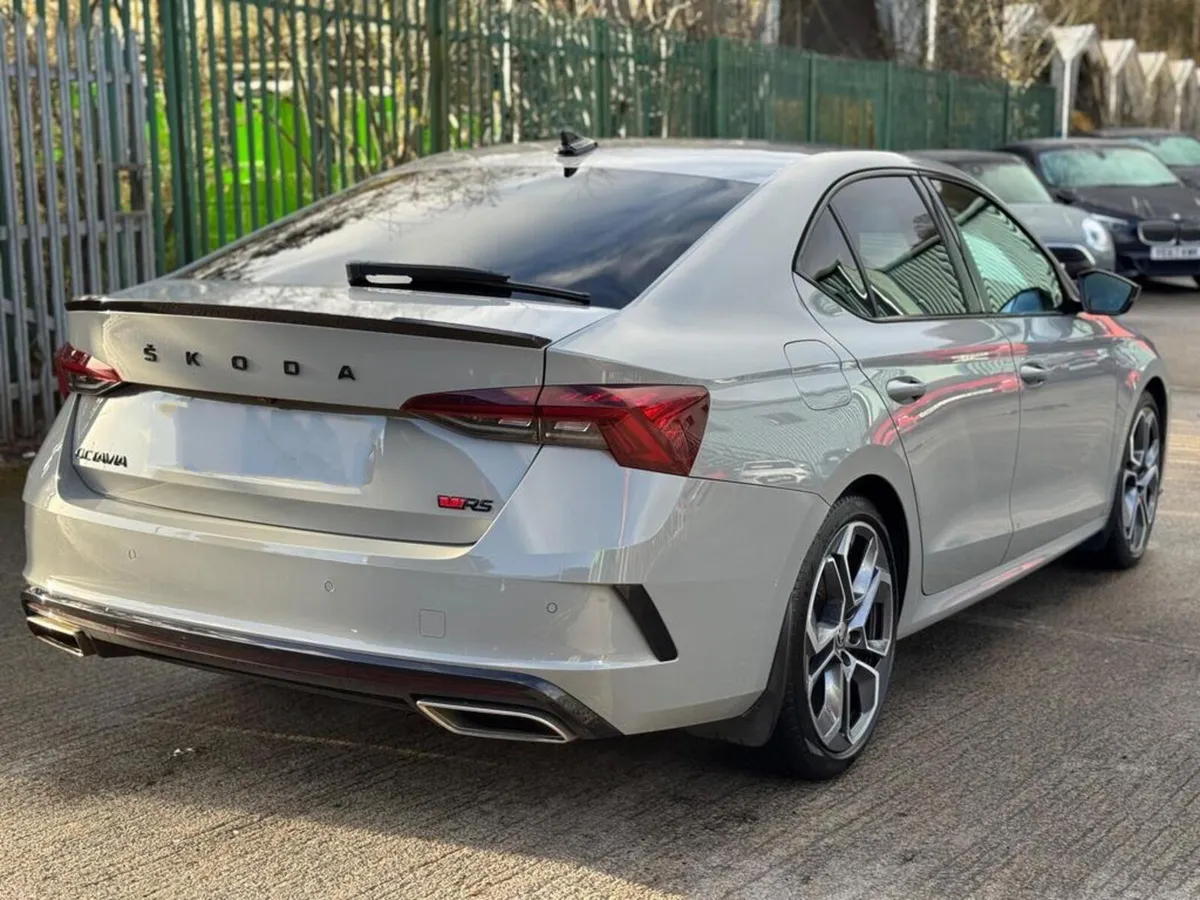 211 Skoda Octavia VRS New Model Auto - Image 4