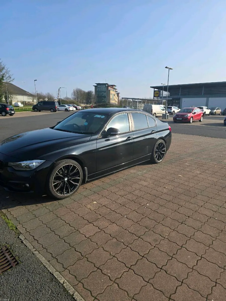BMW 320D - Image 3
