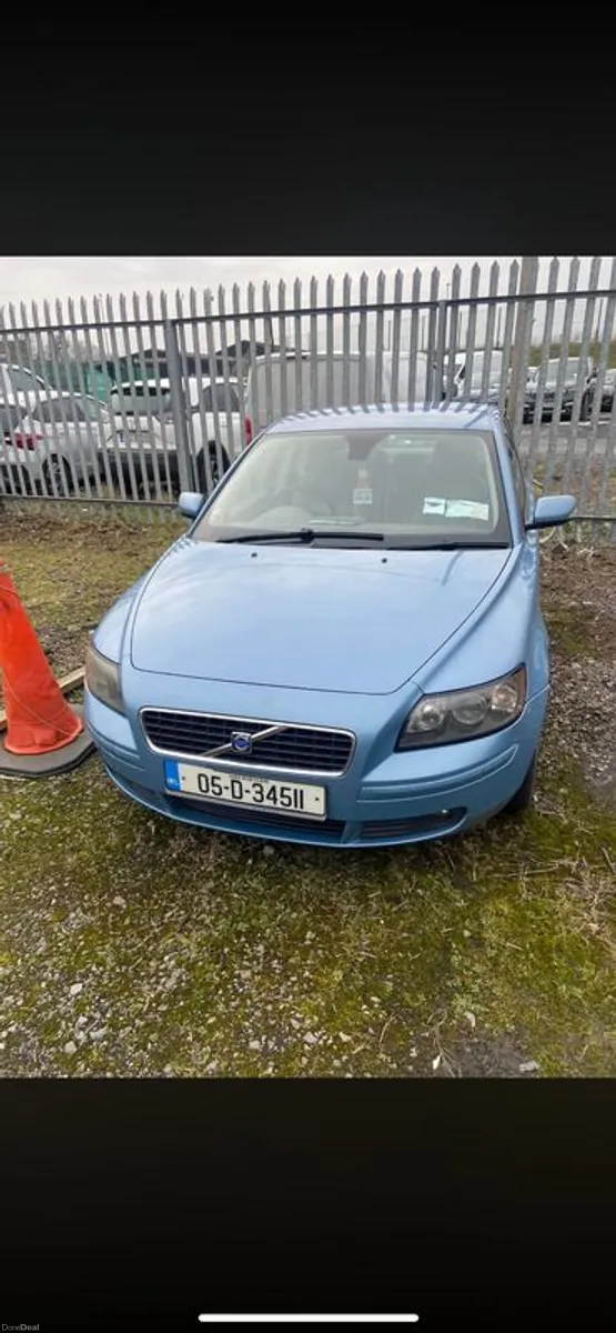 2005 Volvo S40 - Image 4