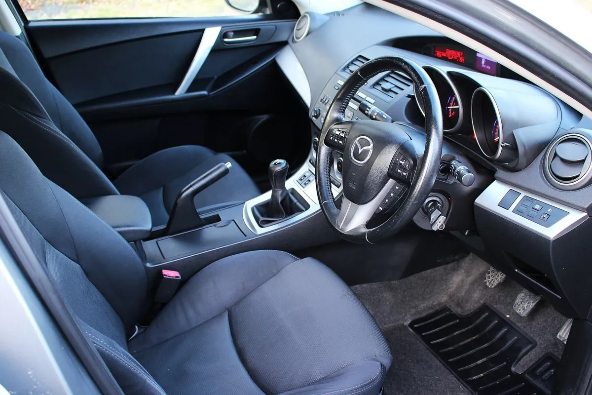 Mazda 3 TEKUYA SPORT 1.6 Petrol/NEW NCT/LOW mls - Image 3