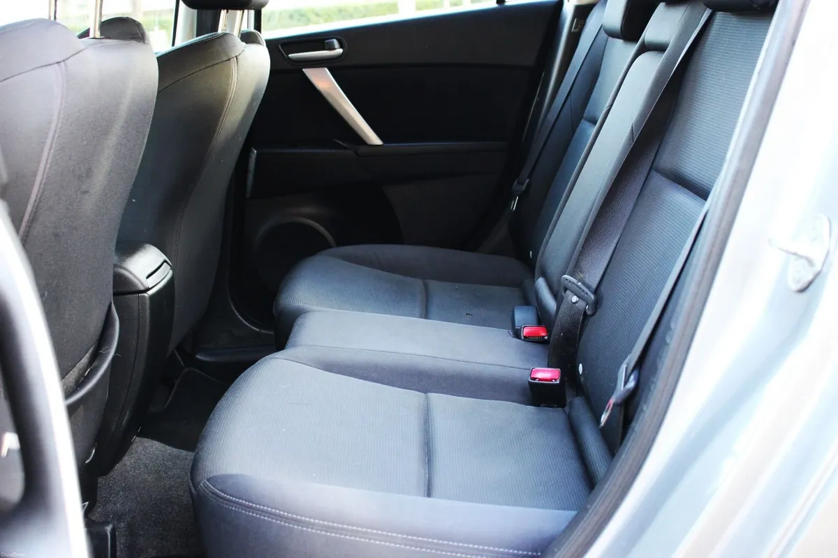 Mazda 3 TEKUYA SPORT 1.6 Petrol/NEW NCT/LOW mls - Image 4