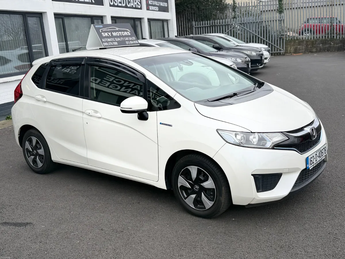 2016 Honda JAZZ/ Fit 1.5 Hybrid Automatic - Image 4