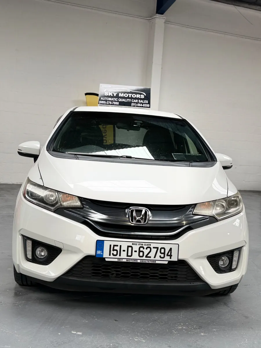 2015 HondaJAZZ/ Fit 1.5 Hybrid Automatic - Image 2