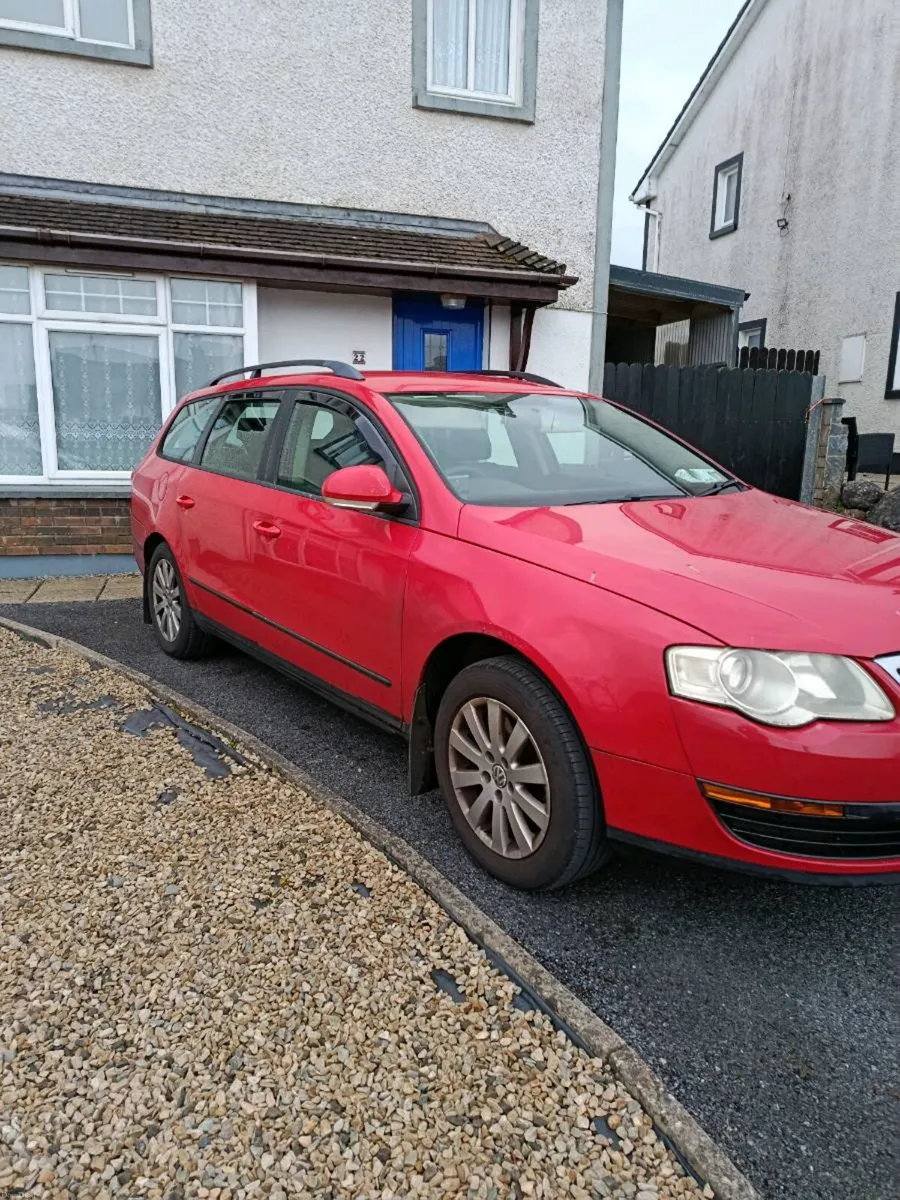 1.9 VW Passat estate - Image 1