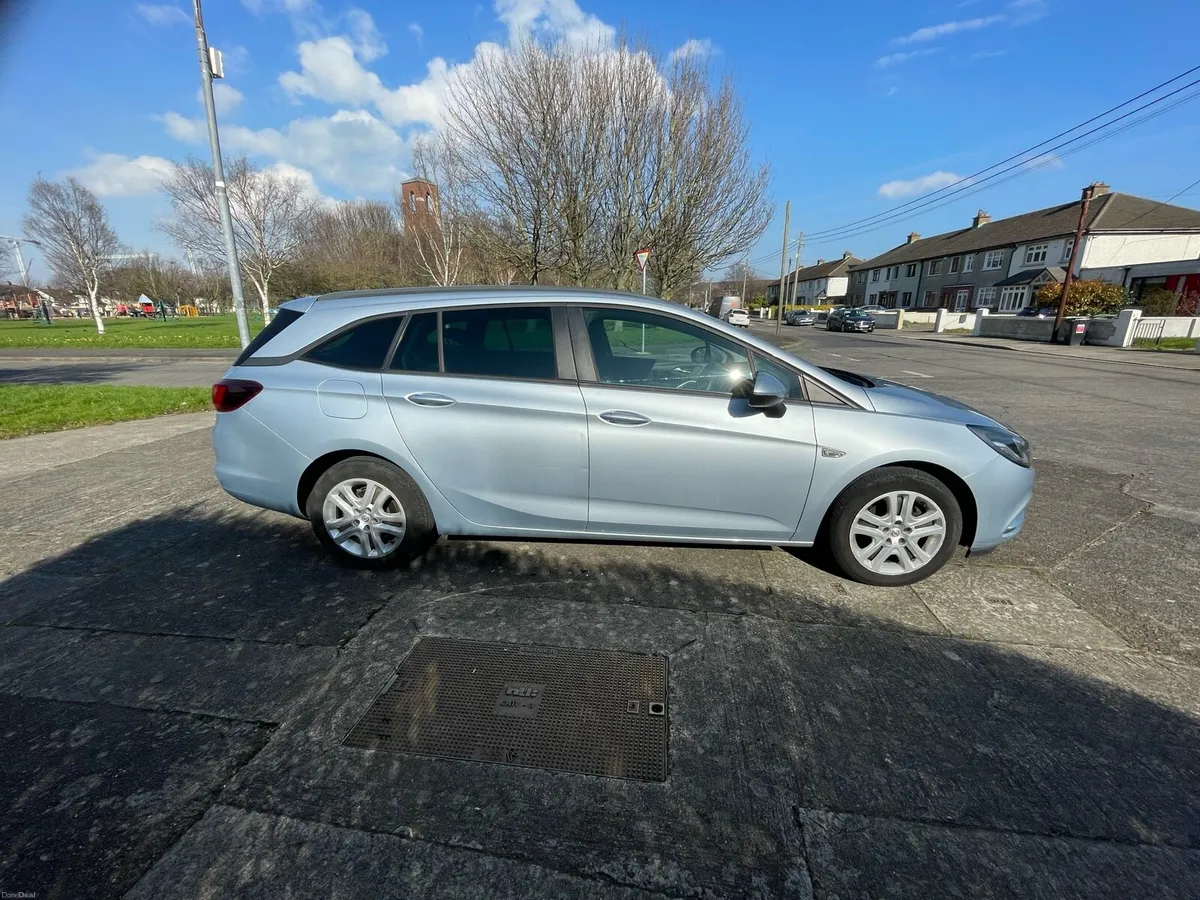 Opel Astra Estate 1.6 Diesel - Image 2