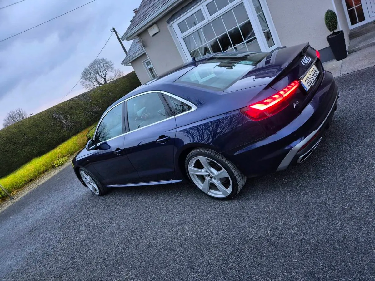 Audi A4 - Image 2
