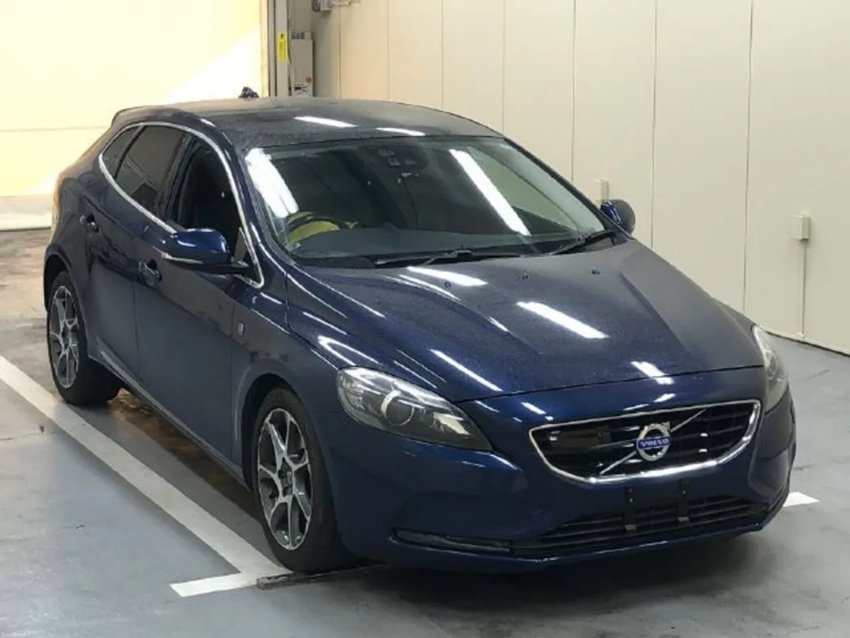 Volvo V40 COMING SOON - Image 1