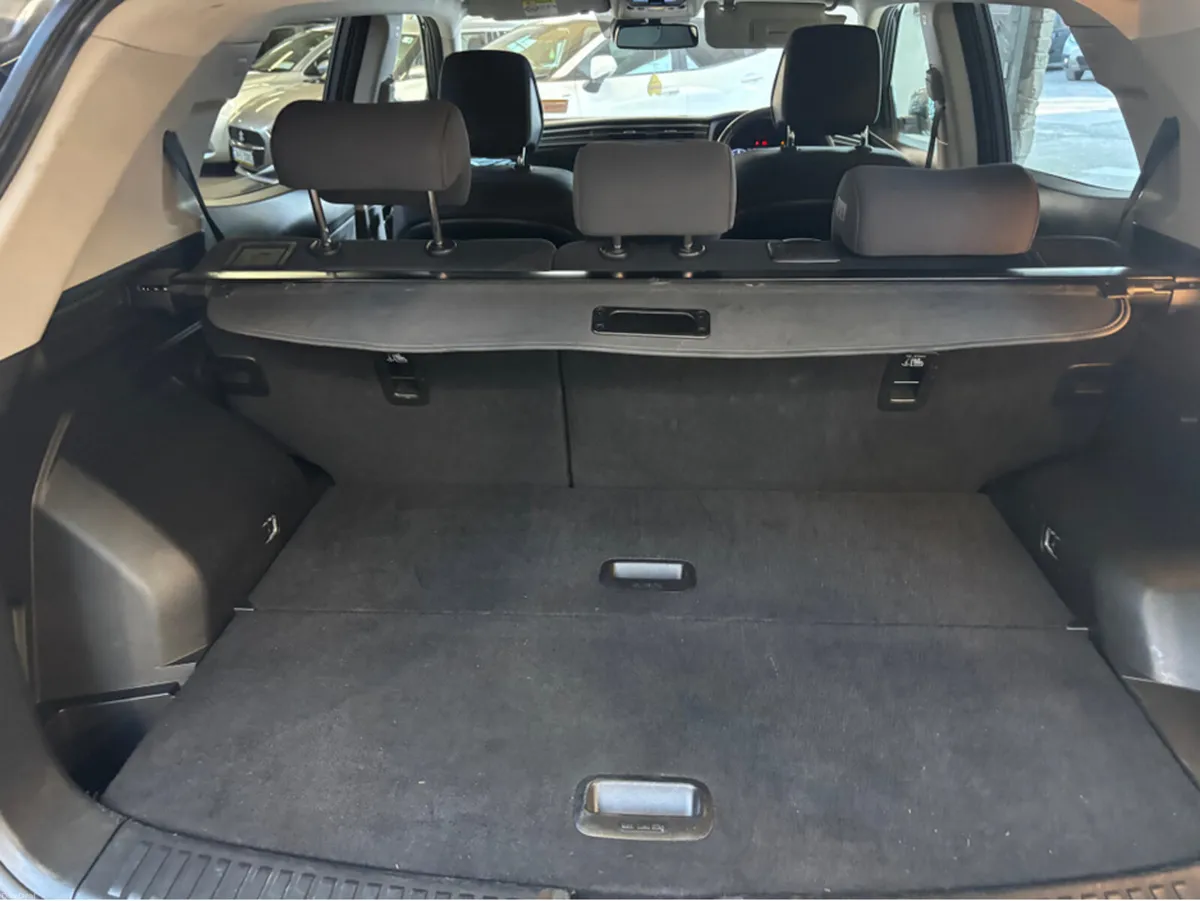 SsangYong Korando EL 1.6 2WD 4DR AUTO - Image 3