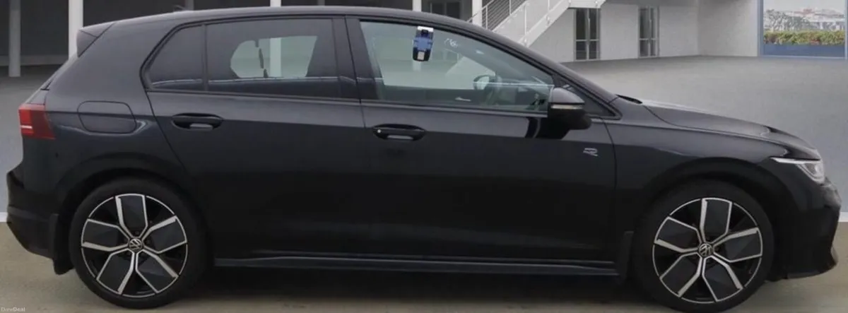 2.0 TDI R-Line Hatchback 5dr Diesel DSG Euro 6 (s/ - Image 3