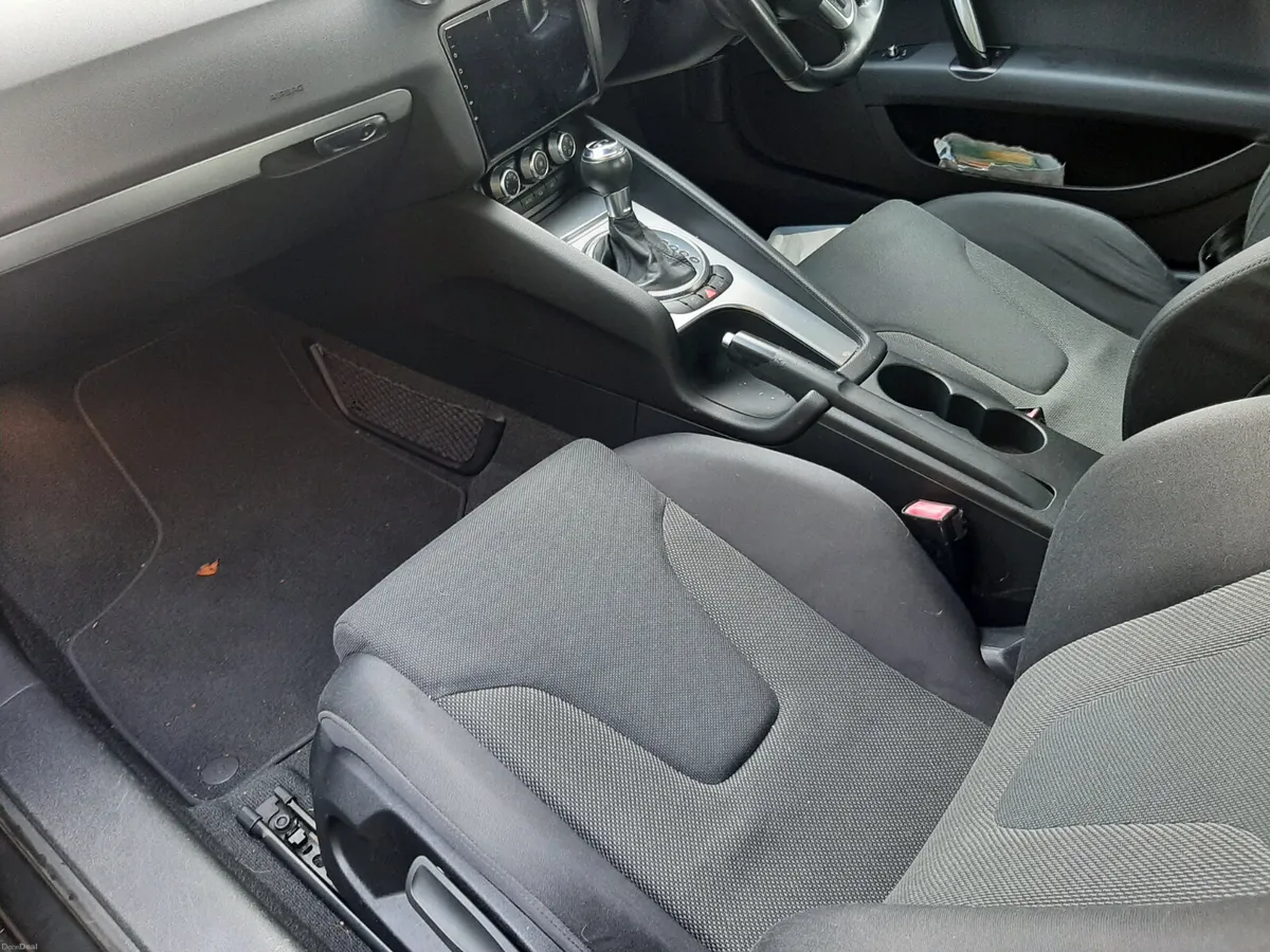 Audi TT 2013 AUTOMATIC 1.8 TFSI ,LOW KM - Image 2