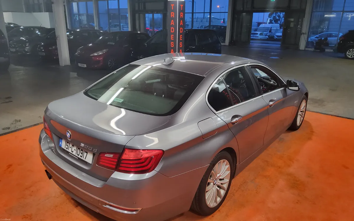 BMW 5-Series 2015 - Image 3