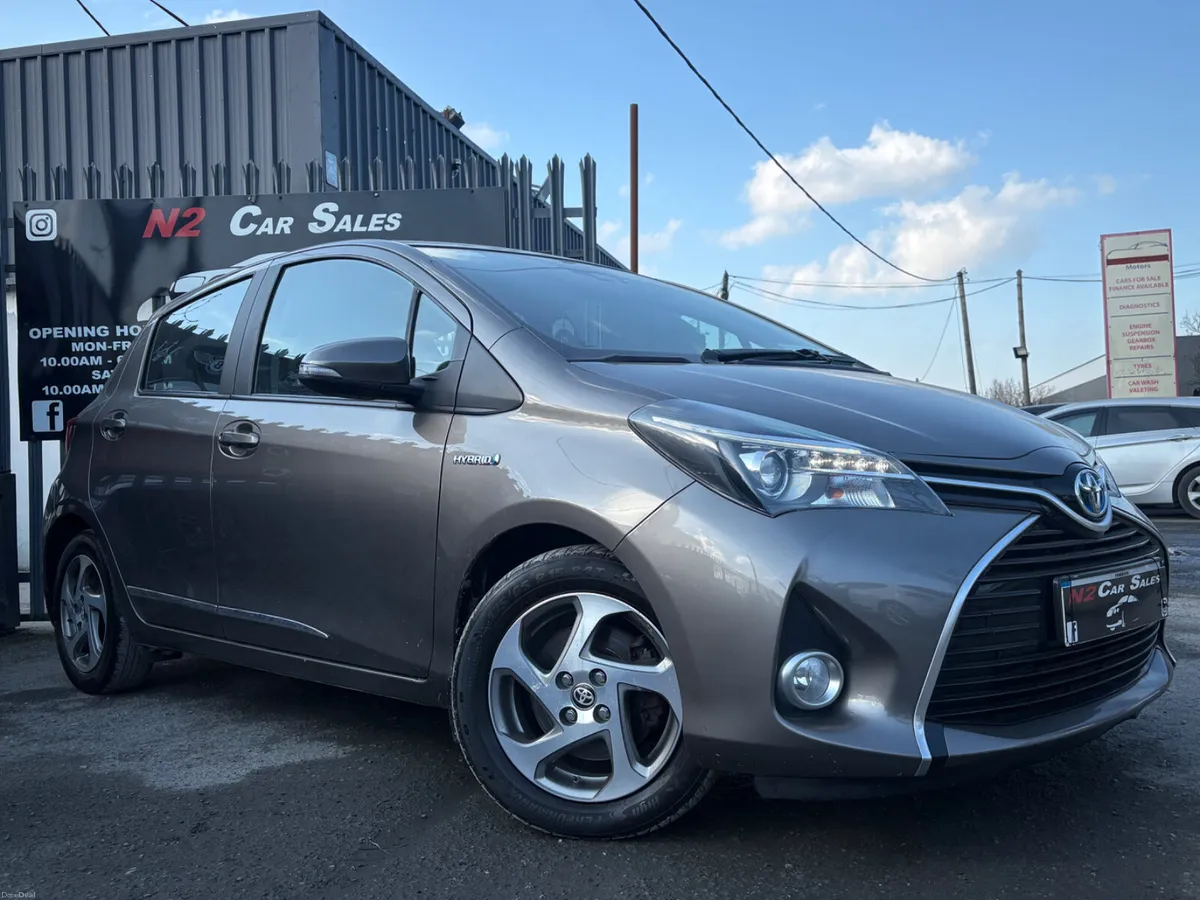 171 Toyota Yaris 1.5 Hybrid, LOW MILES, NEW NCT - Image 3