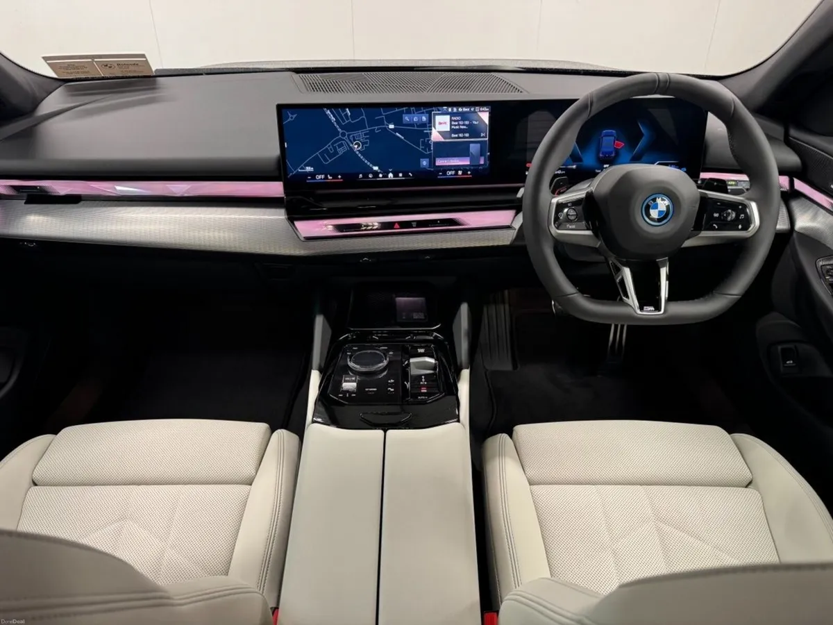 BMW 5-Series 530e M Sport Saloon - Image 4