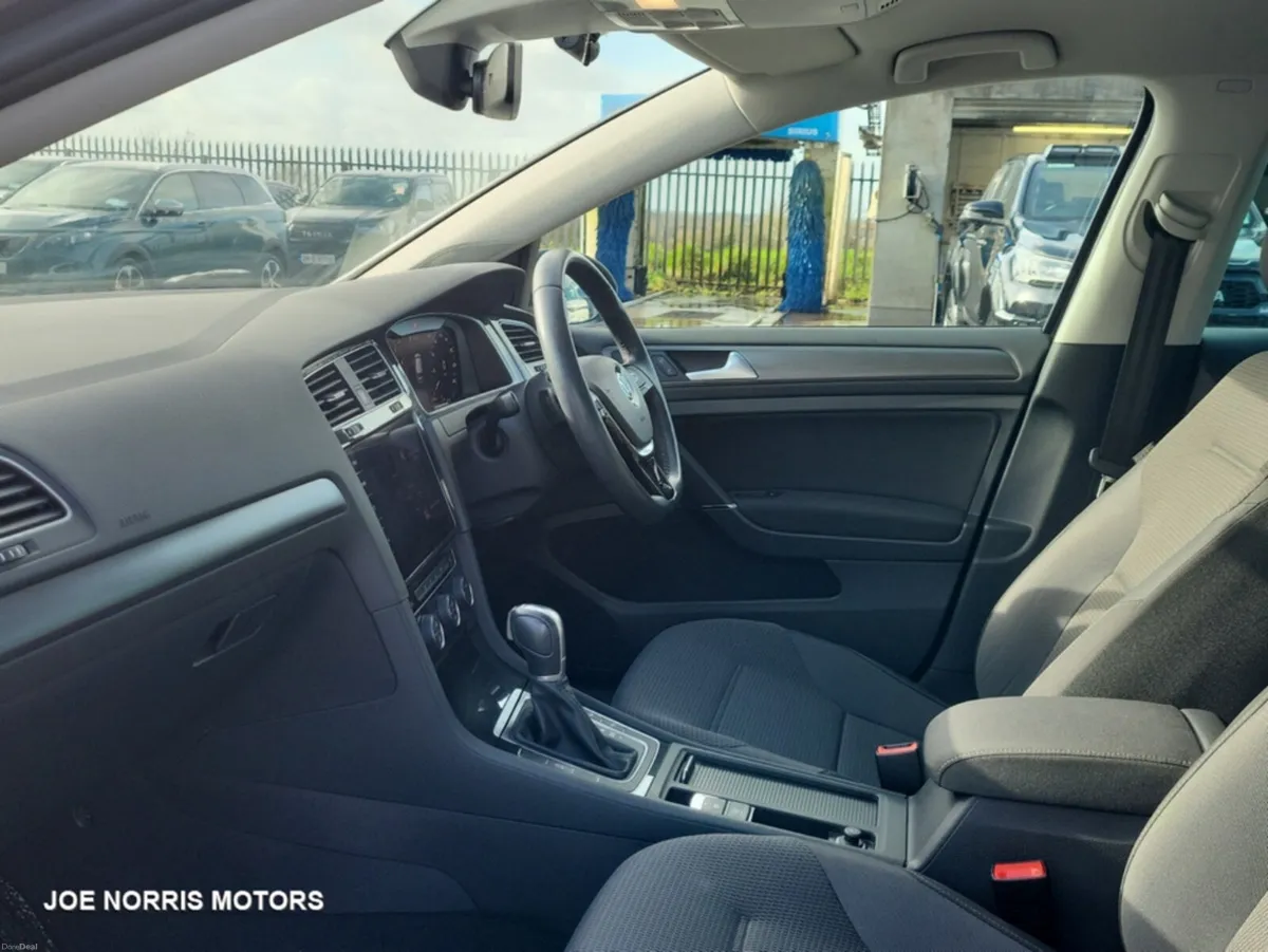 Volkswagen Golf 1.2 TSI Comfortline Meister AUTOMA - Image 4
