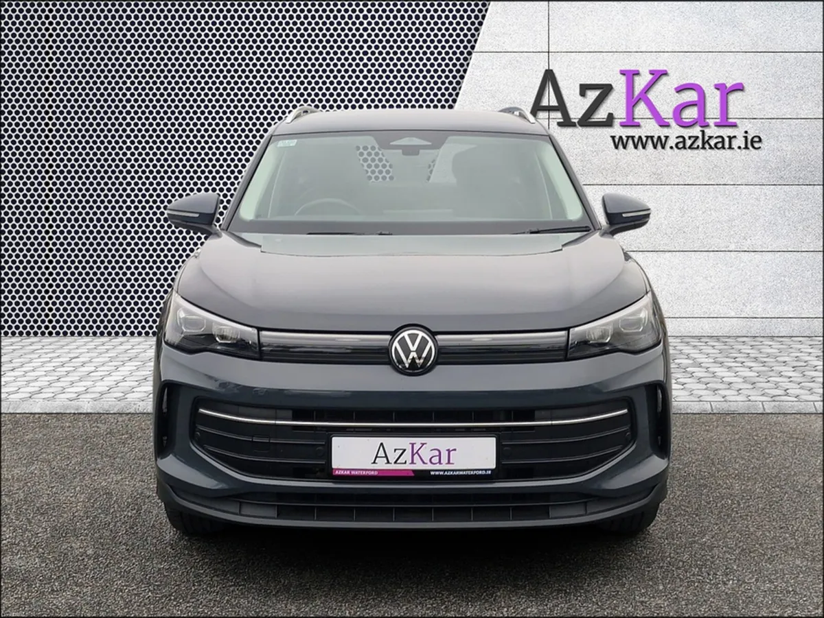 Volkswagen Tiguan 2024 MATCH 1.5 TSI 200 BHP PHEV - Image 2