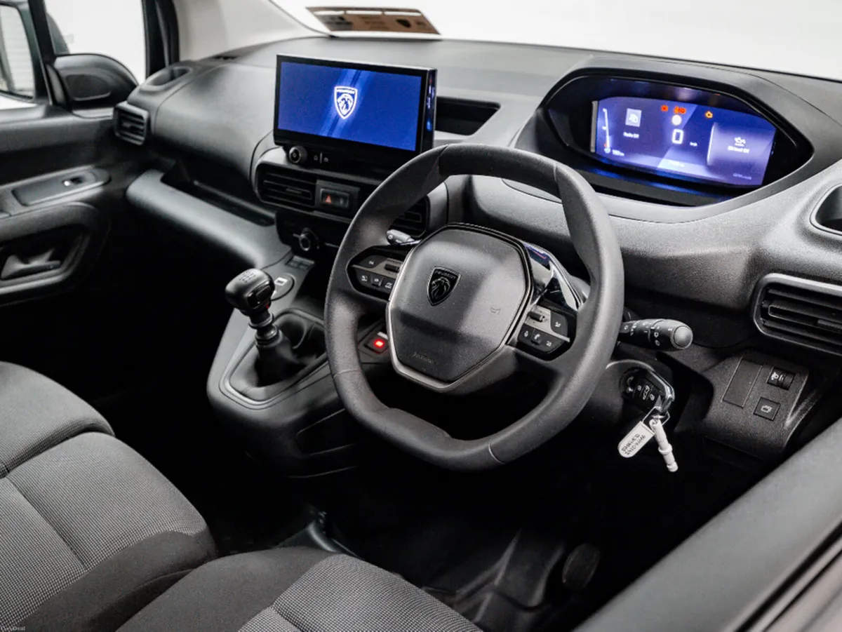 Peugeot Partner Pro Plus 1.5 Diesel 100HP 650kg - Image 2