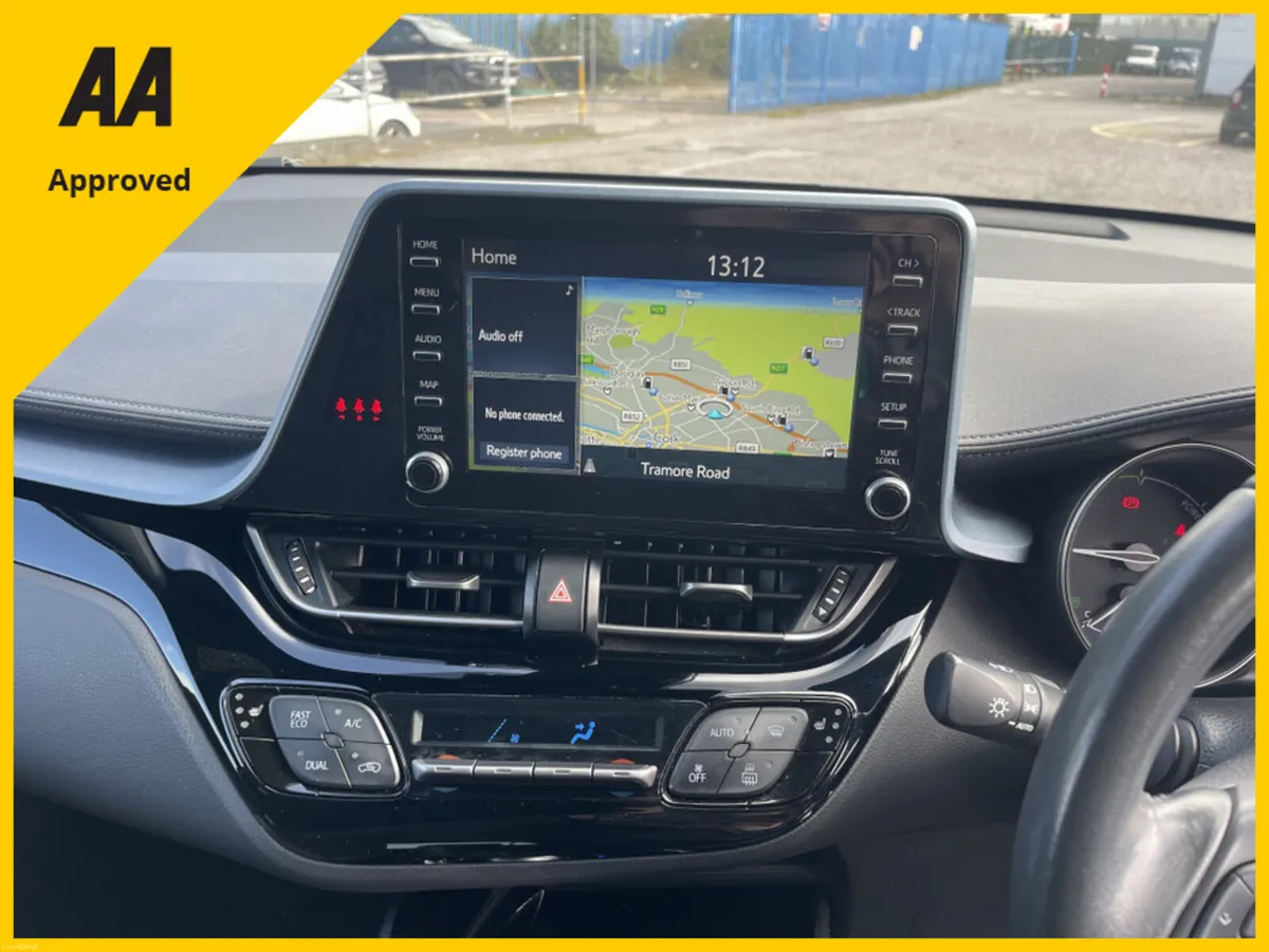 Toyota C-HR DESIGN HEV CVT FREE DELIVERY - Image 2