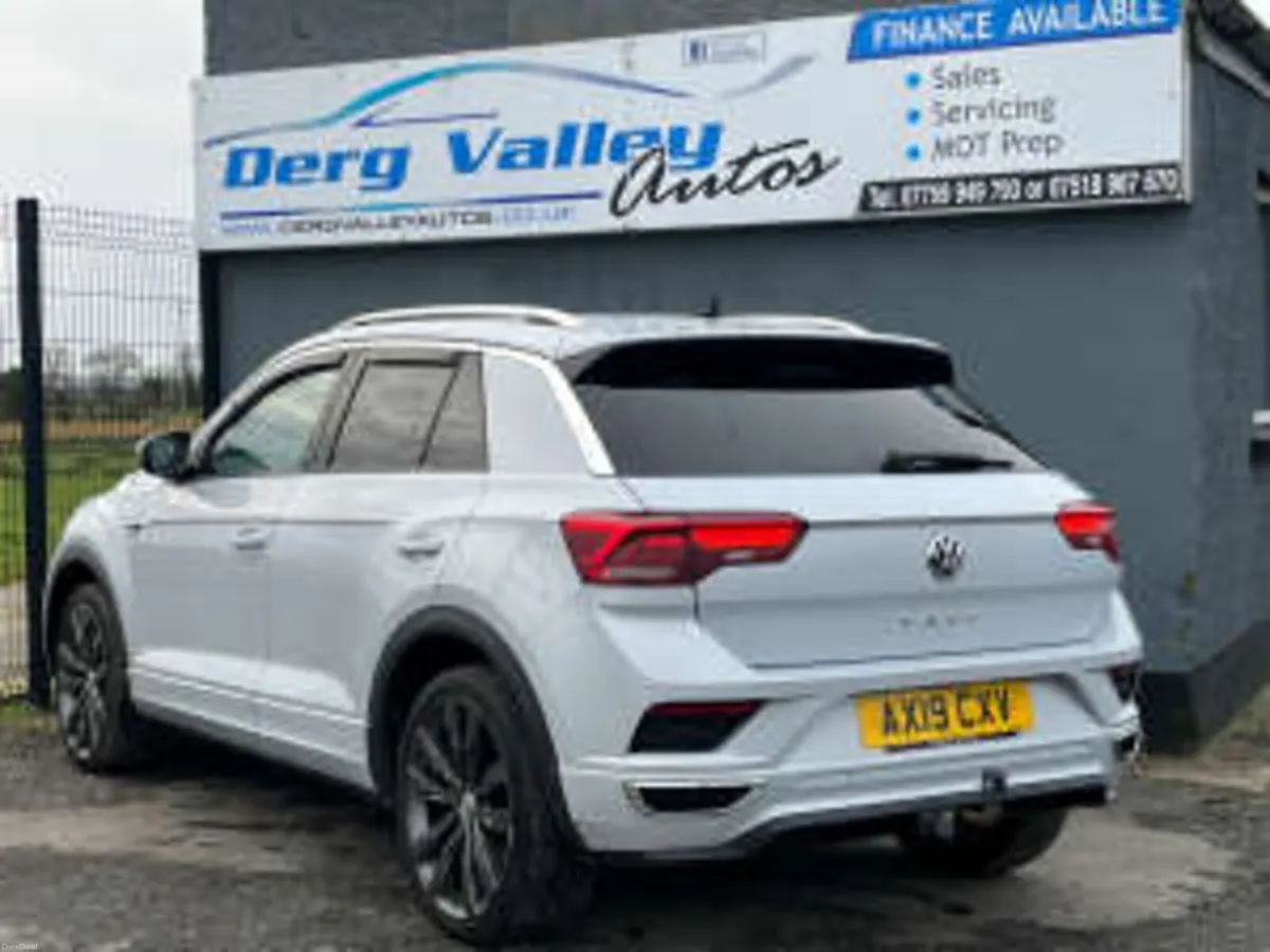 VOLKSWAGEN T-ROC 1.6 T-Roc R-Line TDI 5dr - Image 4