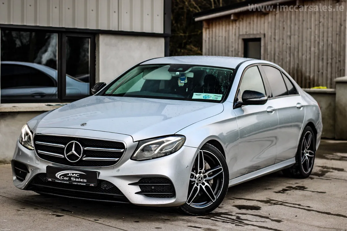 2019 MERCEDES-BENZ E220 AMG LINE - Image 1