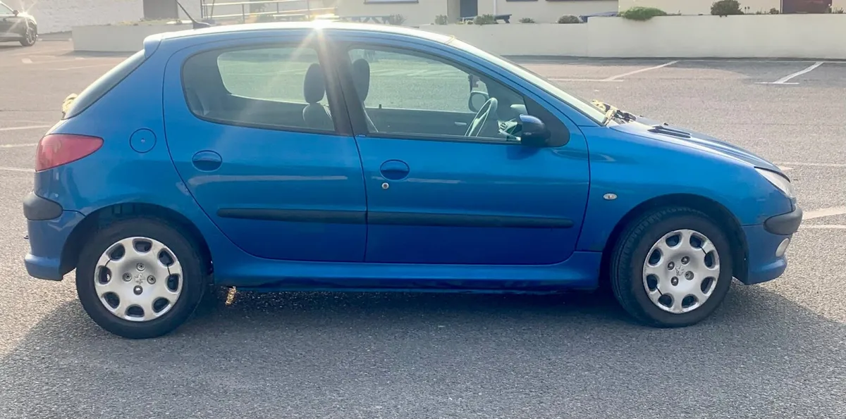 Peugeot 206 2006 - Image 1