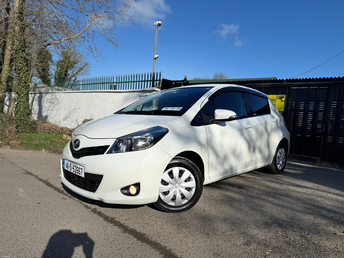 2014 TOYOTA VITZ. LOW MILEAGE AUTO 1.3L. NEW NCT - Image 3