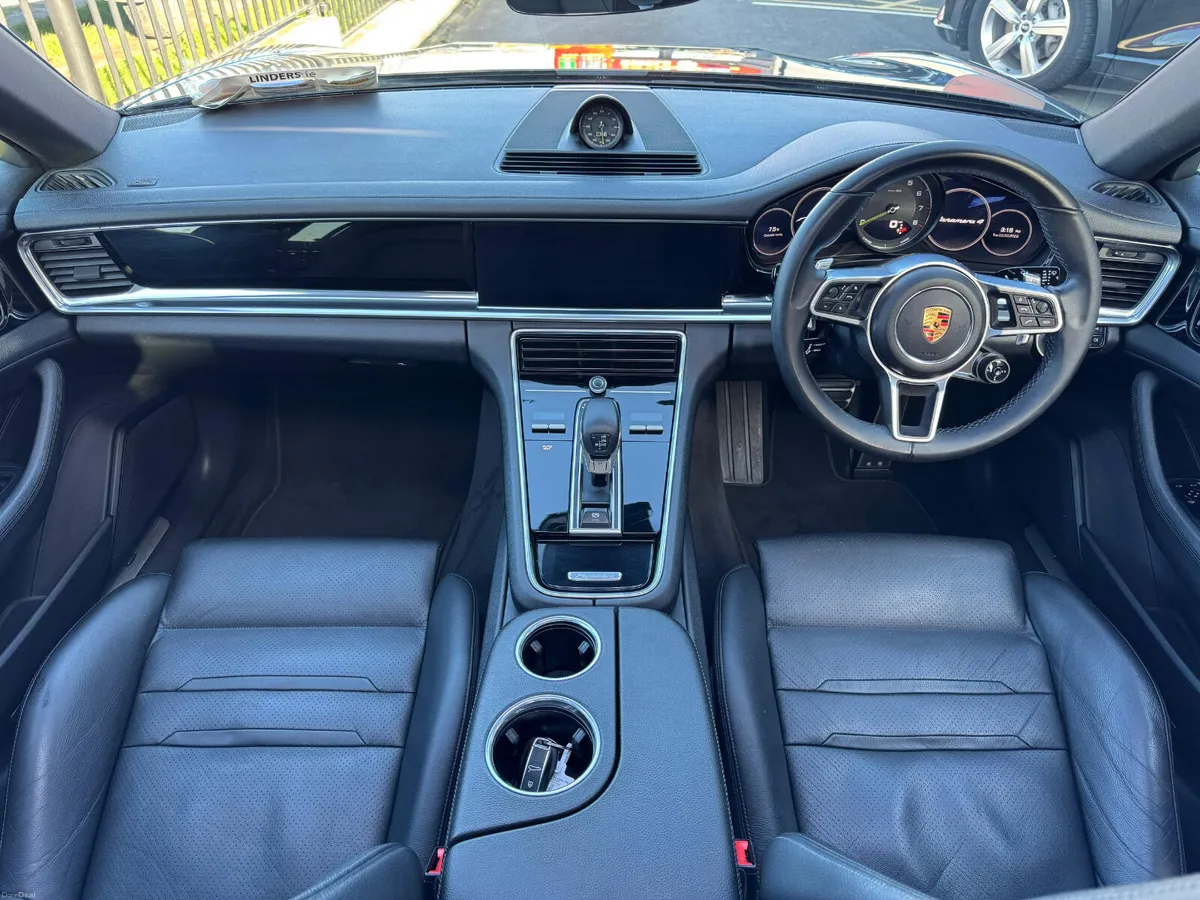 PORSCHE PANAMERA E-HYBRID HYB SPORT  HIGH SPEC - Image 3