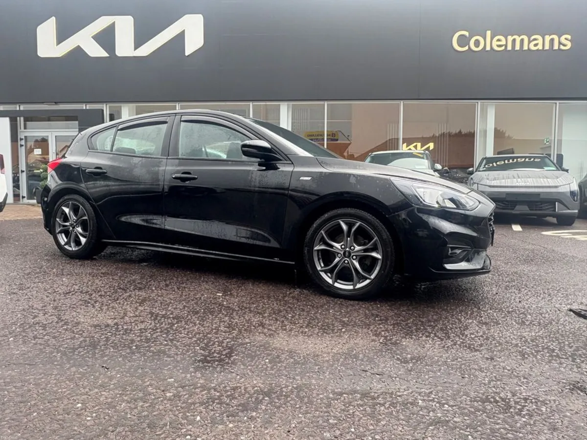 Ford Focus St-line 1.0 Ecoboost 125PS 2019 (192) - Image 1