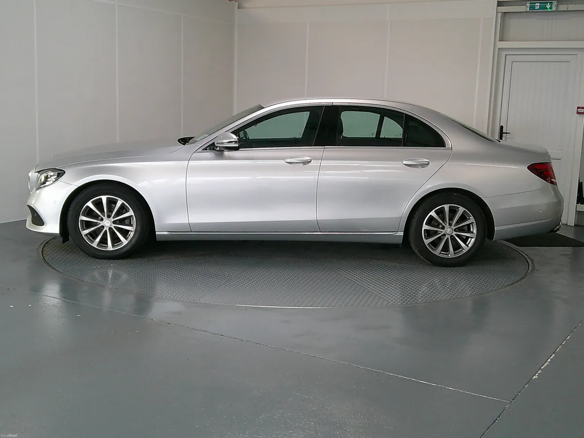 Mercedes-Benz E-Class 2016 - Image 4