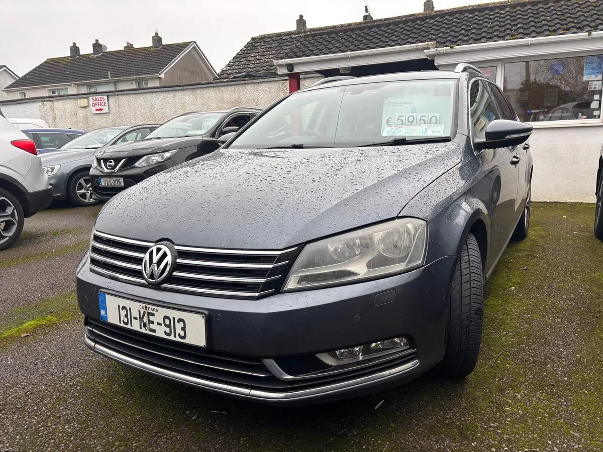 Volkswagen Passat 2013 ESTATE  HIGHLINE - Image 3