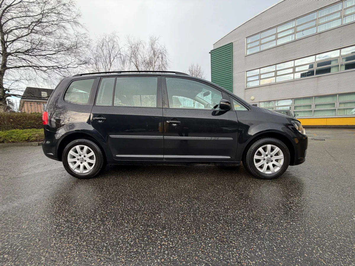Volkswagen Touran 1.6 TDI 7 seater - Image 3