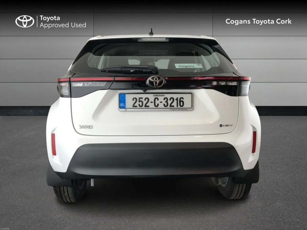 Toyota Yaris Cross Luna - Image 4