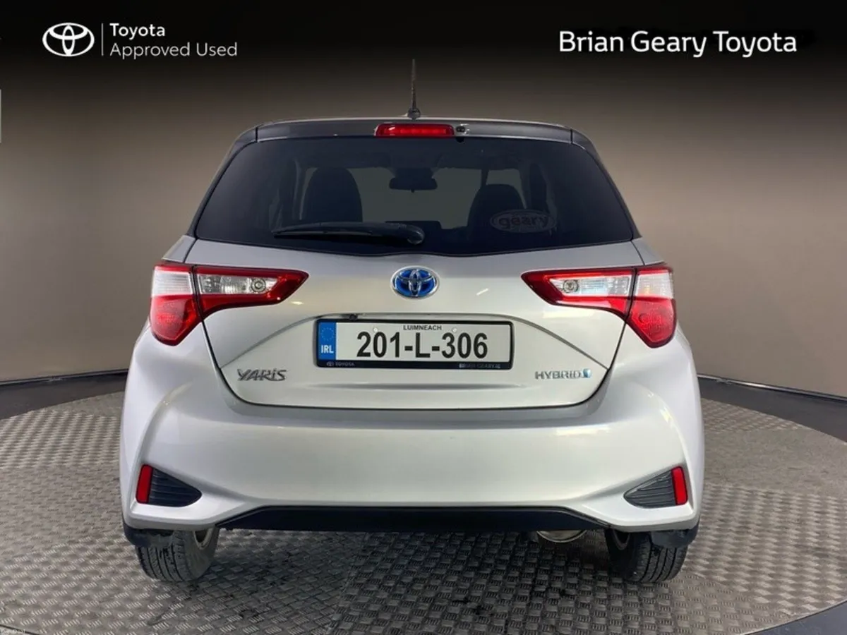 Toyota Yaris HYBRID Y20 - Image 4
