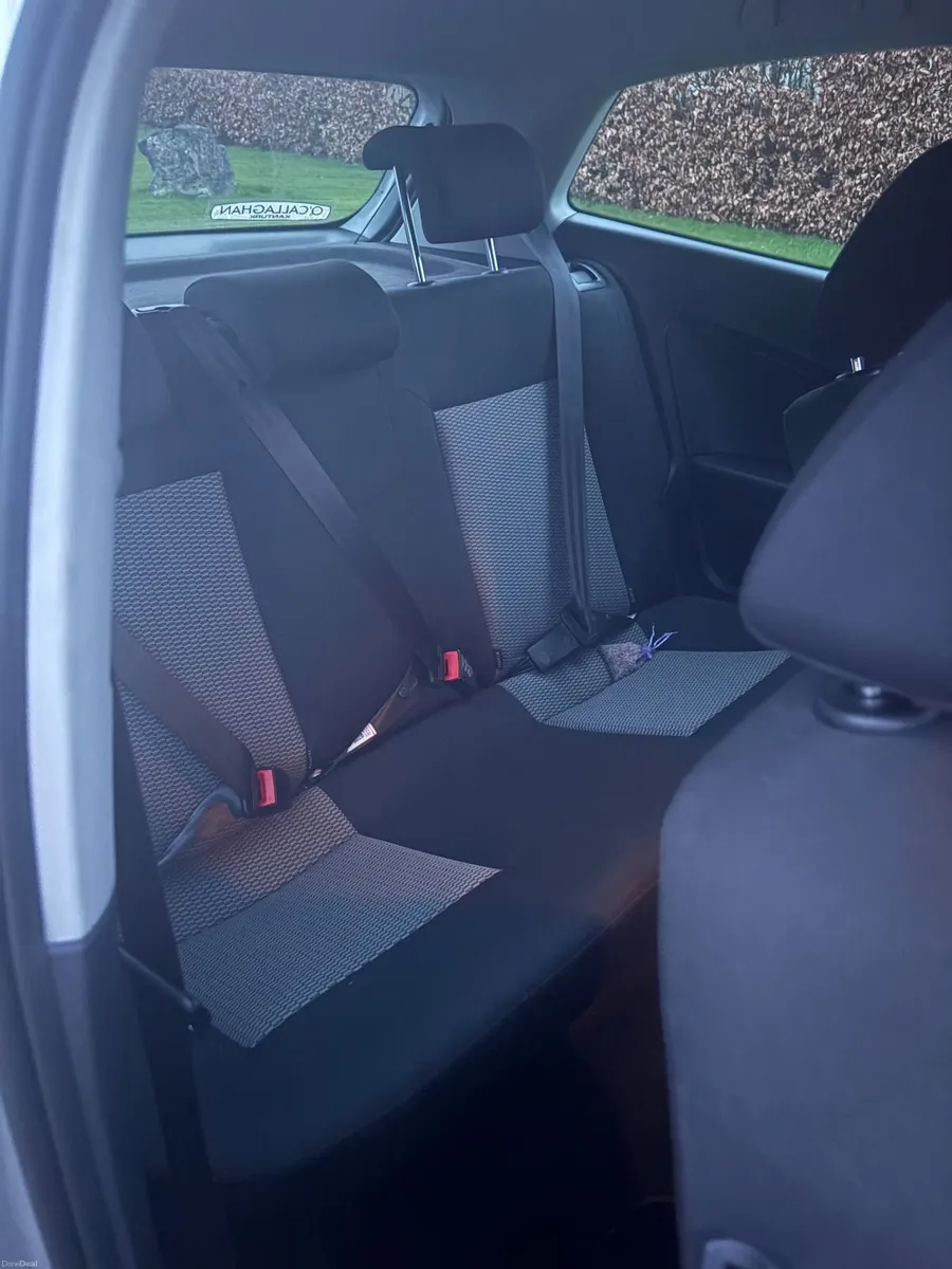 Volkswagen Polo 2011 - Image 1