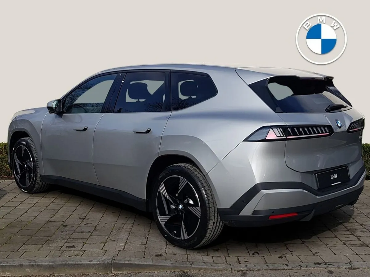 BMW iX3 iX3 50 xDrive - Image 2