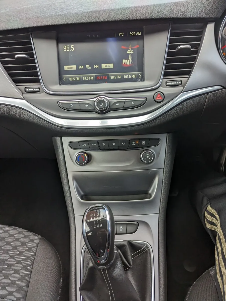Opel Astra 2016 - Image 4