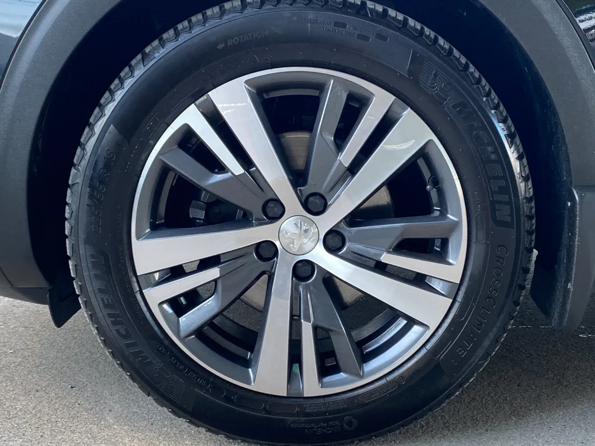 Peugeot 3008 1.5 BlueHDi 130bhp Allure - Image 4